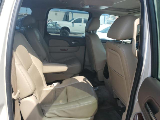 Photo 10 VIN: 1GNUKKE37AR267263 - CHEVROLET SUBURBAN K 