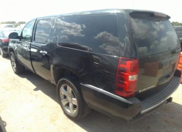 Photo 2 VIN: 1GNUKKE3XAR173183 - CHEVROLET SUBURBAN 