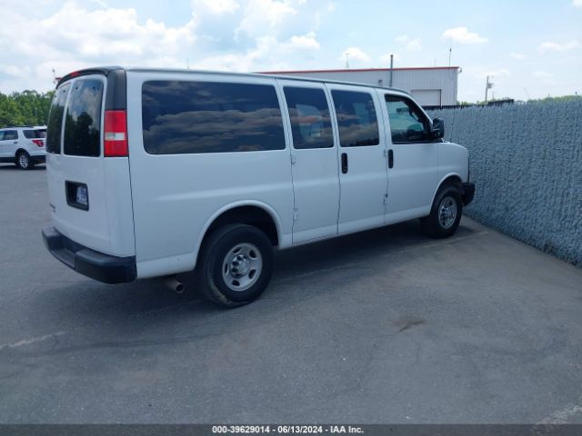 Photo 3 VIN: 1GNWGEFG7G1292233 - CHEVROLET EXPRESS 