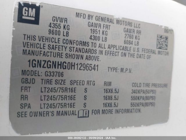 Photo 8 VIN: 1GNZGNHG0H1299391 - CHEVROLET EXPRESS 3500 