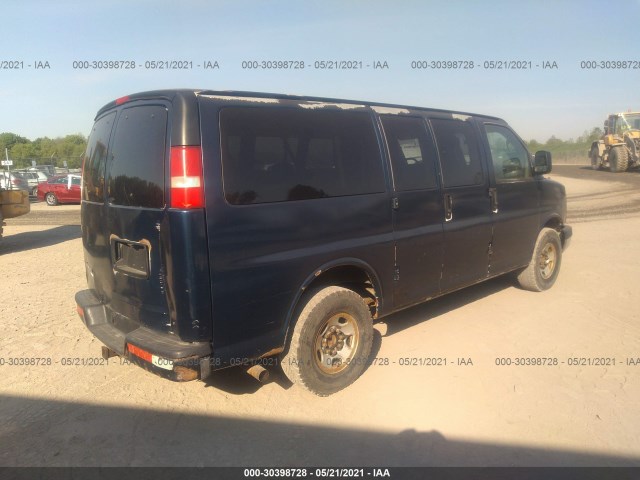 Photo 3 VIN: 1GNZGXFA2C1140956 - CHEVROLET EXPRESS PASSENGER 