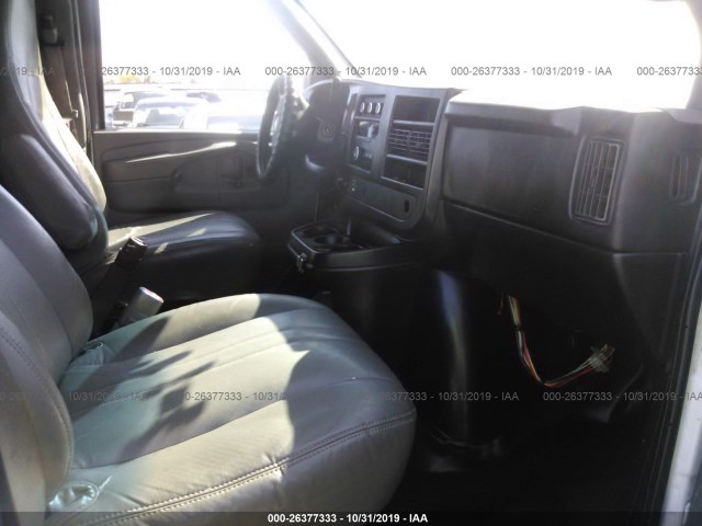 Photo 4 VIN: 1GNZGXFA6D1140038 - CHEVROLET EXPRESS PASSENGER 