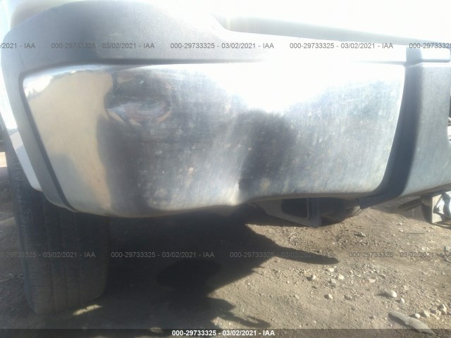 Photo 5 VIN: 1GT010C84DF244879 - GMC SIERRA 2500HD 