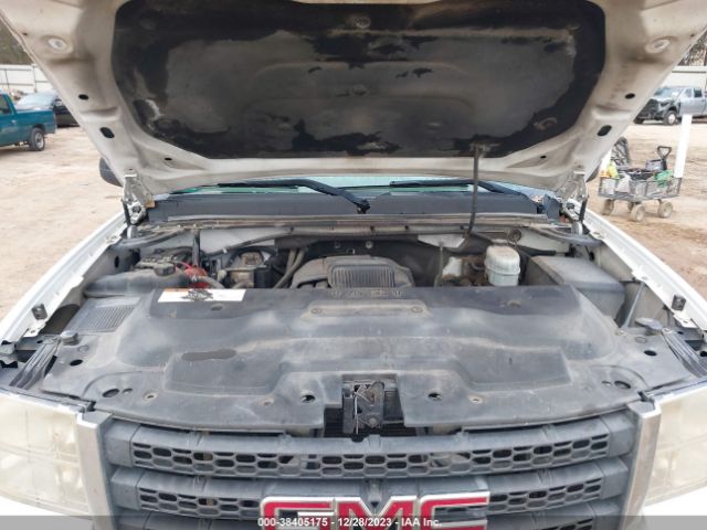 Photo 9 VIN: 1GT01ZCG7BF118637 - GMC SIERRA 2500HD 