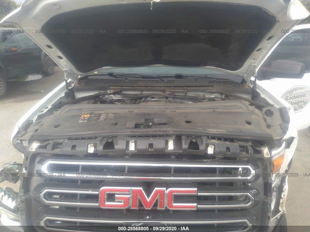 Photo 9 VIN: 1GT02REG9GZ180265 - GMC SIERRA 2500HD 