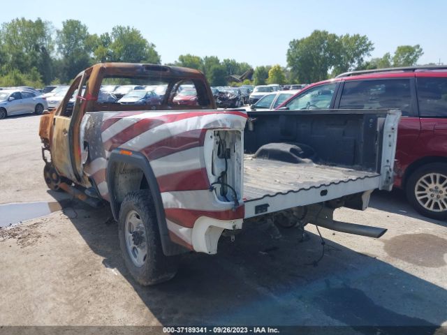 Photo 3 VIN: 1GT09LE78LF318608 - GMC SIERRA 