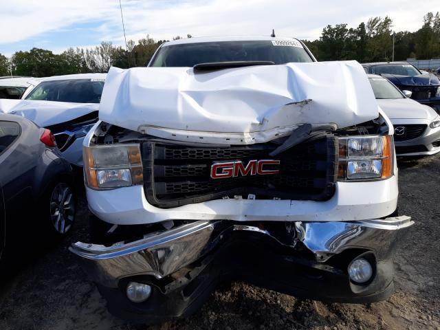 Photo 6 VIN: 1GT110CG6BF122792 - GMC SIERRA C25 