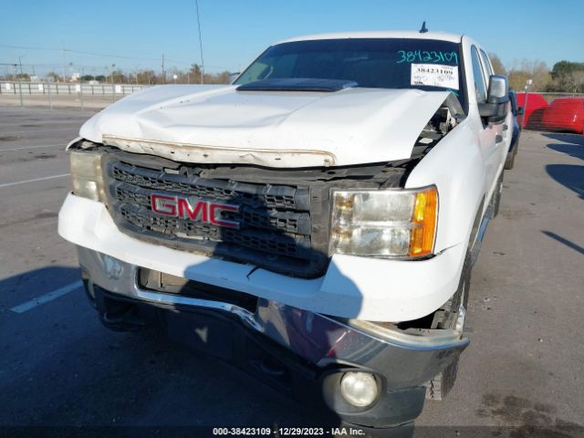 Photo 5 VIN: 1GT110CG7BF101014 - GMC SIERRA 2500HD 