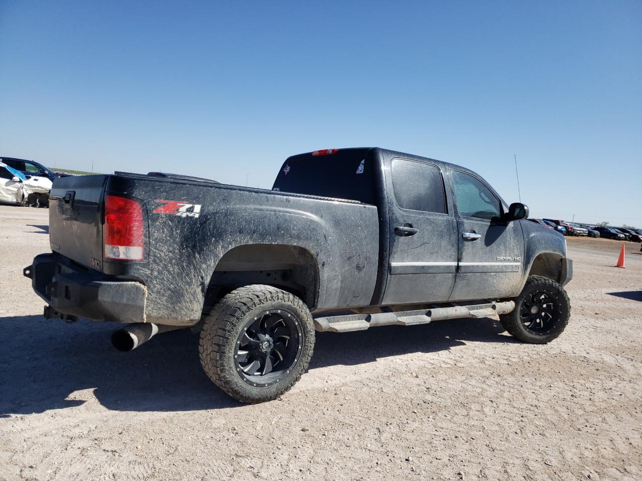 Photo 2 VIN: 1GT115C88EF116342 - GMC SIERRA 