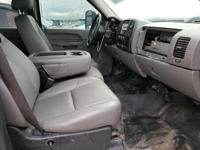 Photo 4 VIN: 1GT11ZC87CF132147 - GMC SIERRA C25 