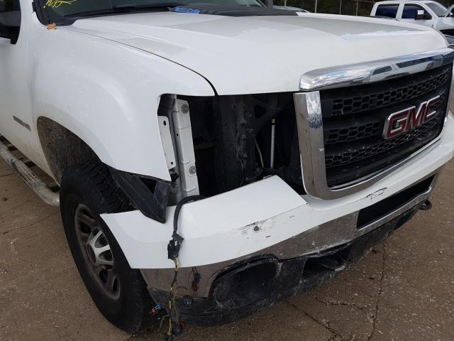 Photo 8 VIN: 1GT11ZCGXDF235099 - GMC SIERRA C25 