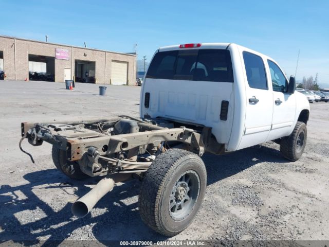 Photo 3 VIN: 1GT120C80BF166986 - GMC SIERRA 2500HD 