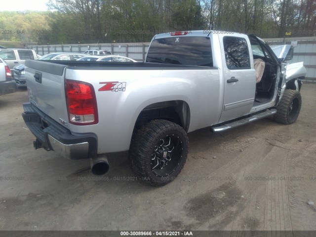 Photo 3 VIN: 1GT120C81EF120281 - GMC SIERRA 2500HD 