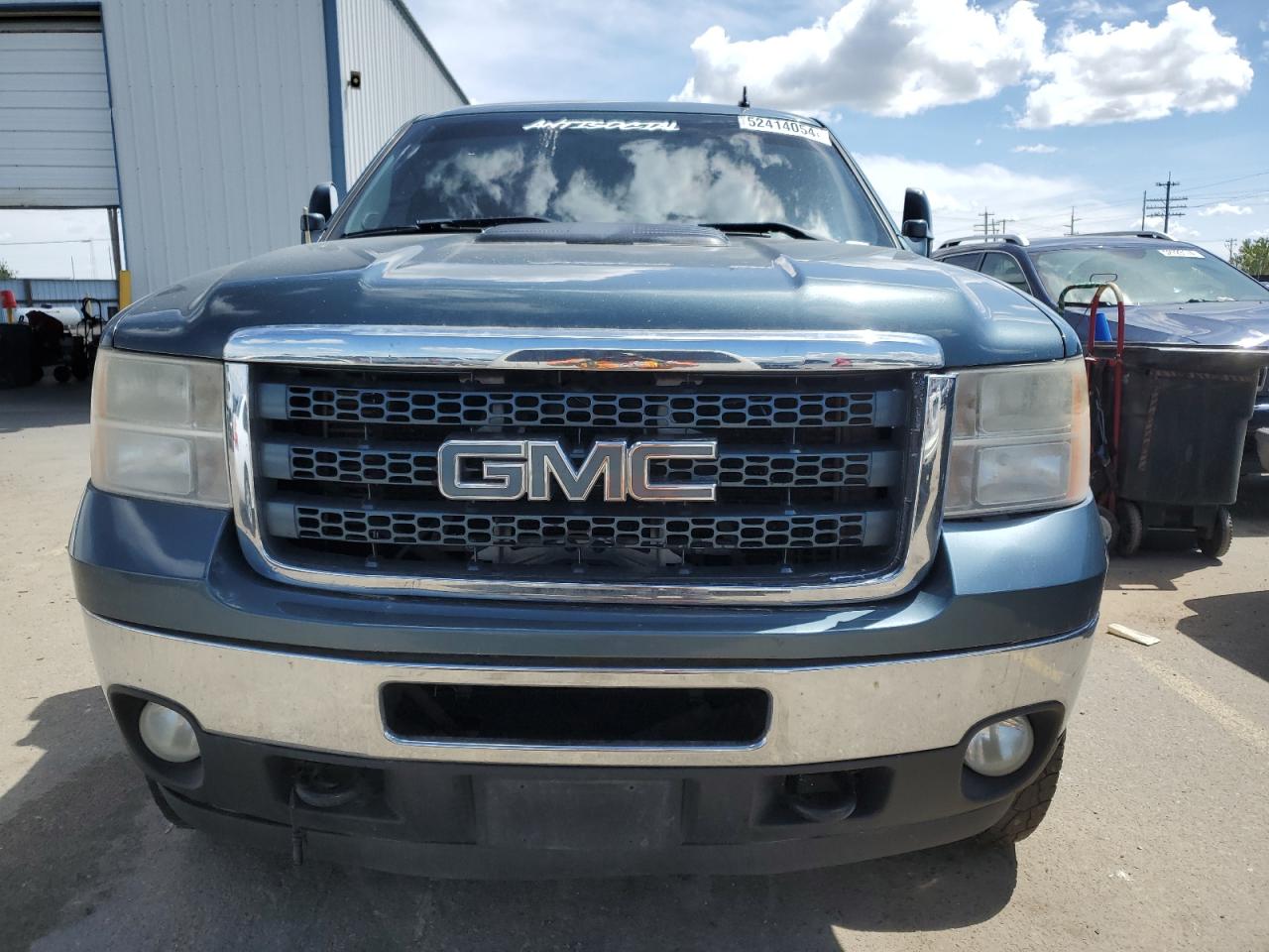 Photo 4 VIN: 1GT120C85BF200937 - GMC SIERRA 