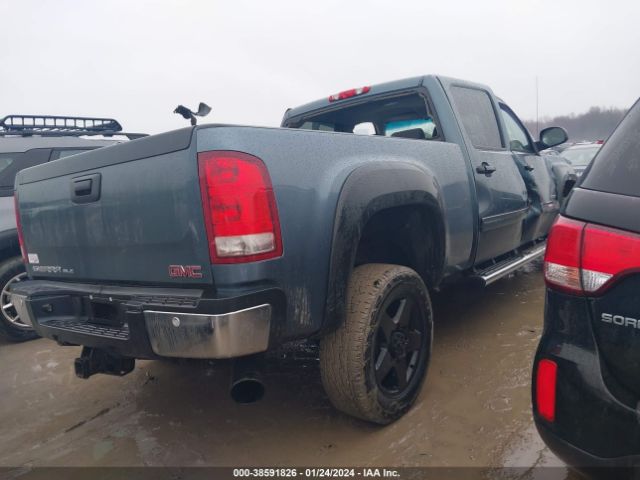 Photo 3 VIN: 1GT120C85CF215262 - GMC SIERRA 2500HD 