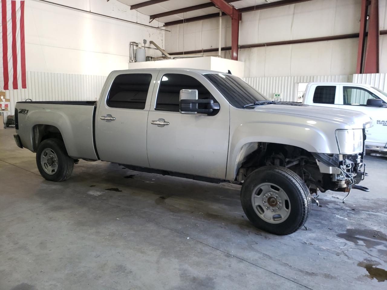 Photo 3 VIN: 1GT120C87DF239516 - GMC SIERRA 