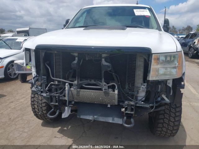 Photo 5 VIN: 1GT120C89BF166839 - GMC SIERRA 2500HD 