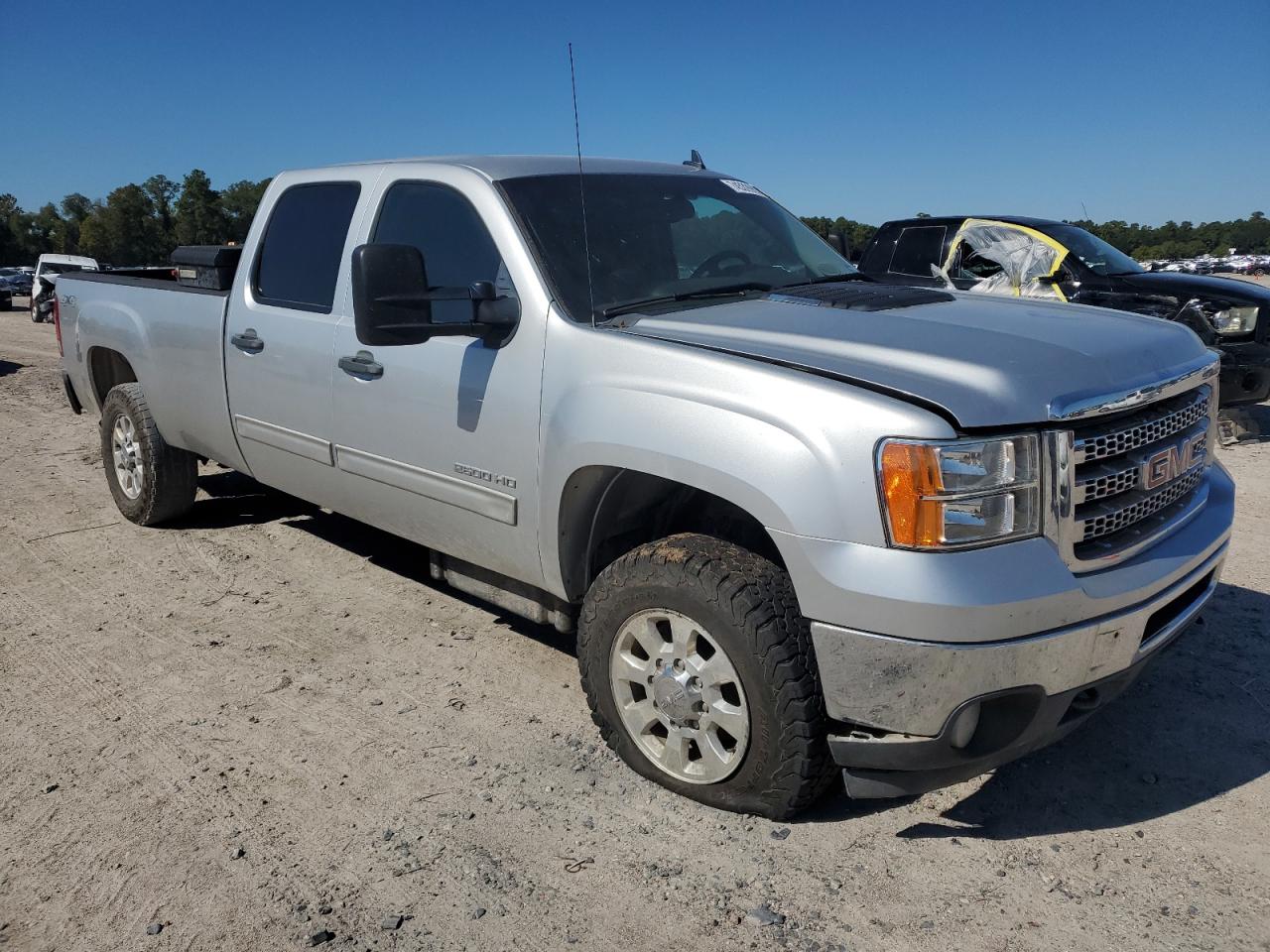 Photo 3 VIN: 1GT120C89EF152489 - GMC SIERRA 