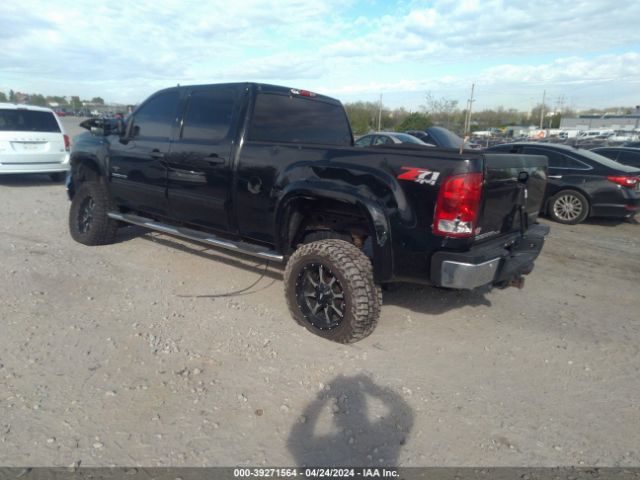 Photo 2 VIN: 1GT120C8XDF113618 - GMC SIERRA 2500HD 