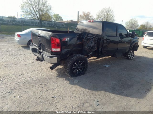 Photo 3 VIN: 1GT120C8XDF113618 - GMC SIERRA 2500HD 