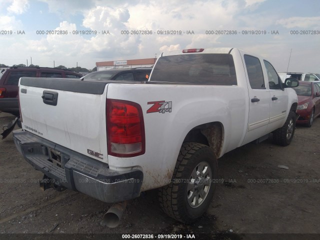 Photo 3 VIN: 1GT120C8XEF145566 - GMC SIERRA 2500HD 