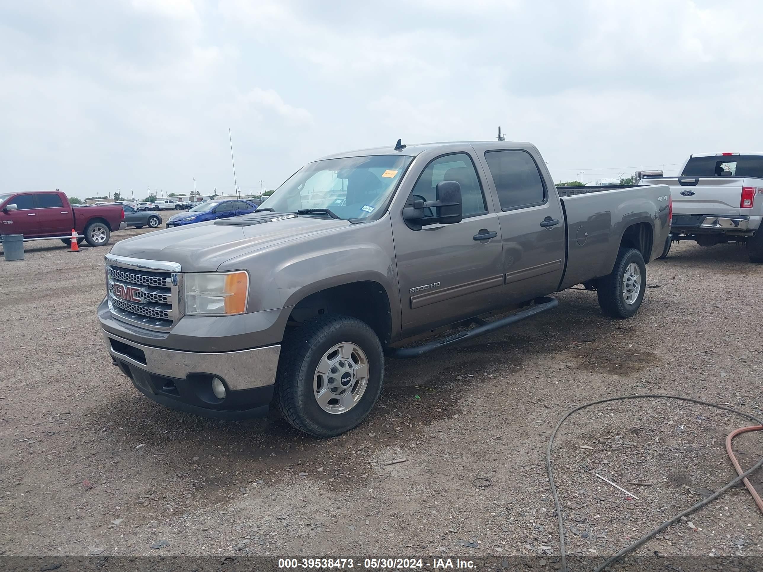 Photo 1 VIN: 1GT120CG0CF167063 - GMC SIERRA 