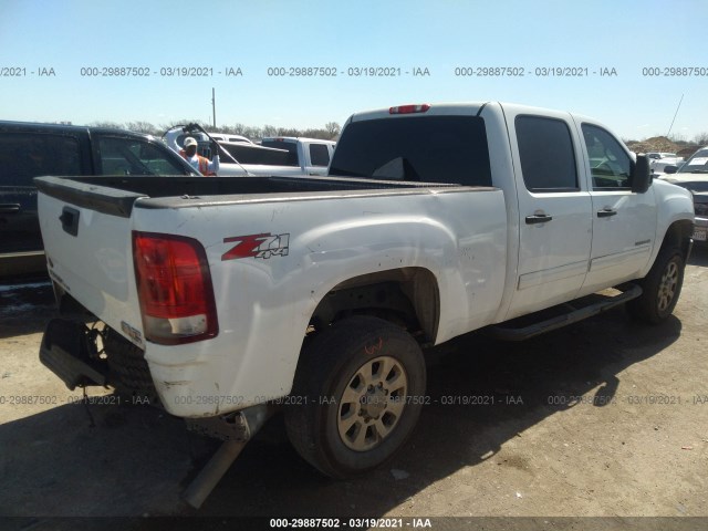 Photo 3 VIN: 1GT120CG0DF217882 - GMC SIERRA 2500HD 