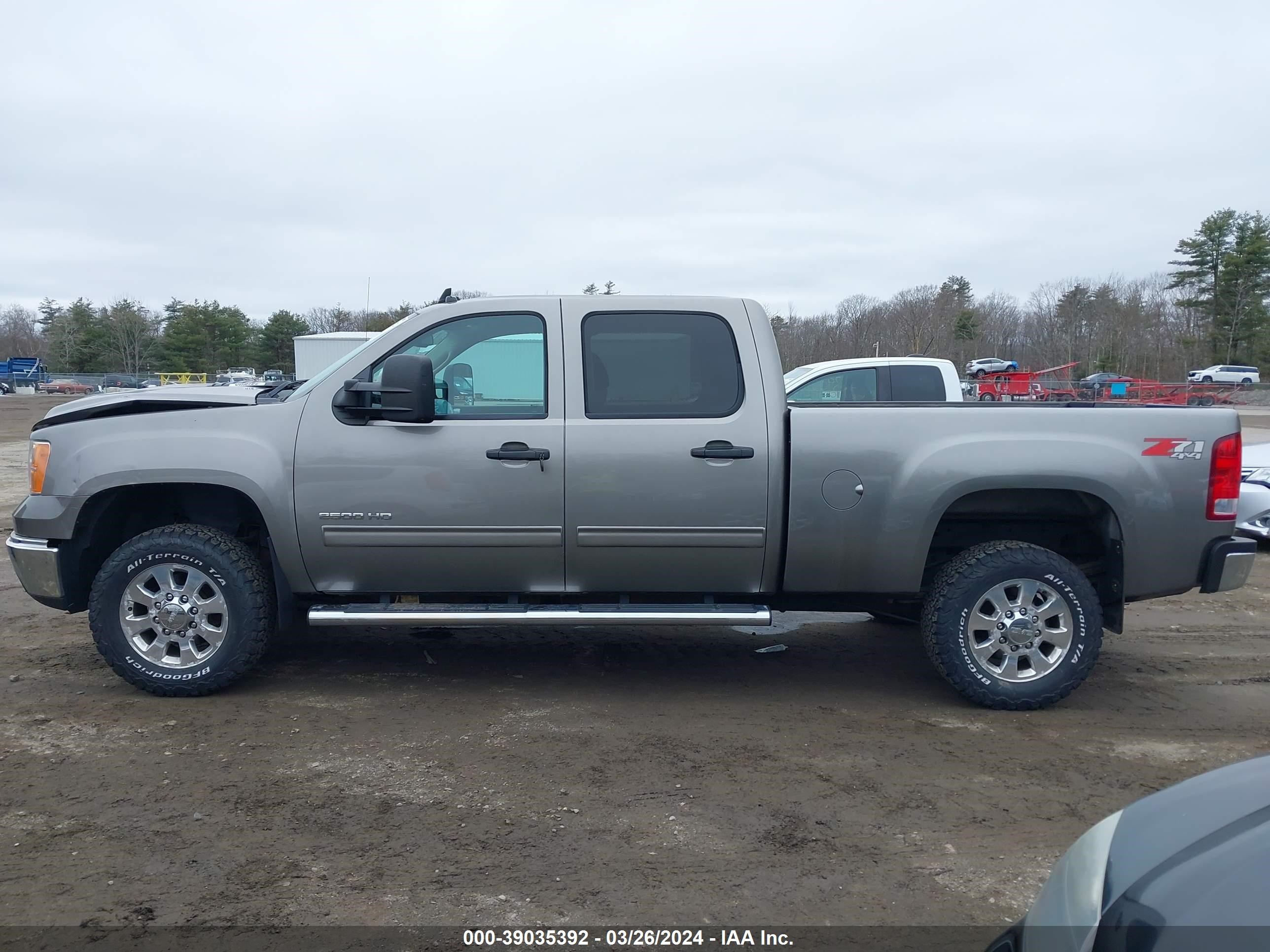 Photo 14 VIN: 1GT120CG1CF190660 - GMC SIERRA 