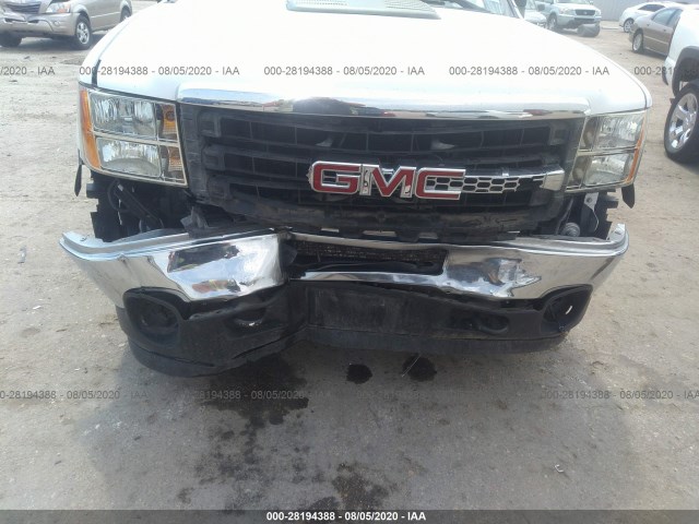 Photo 5 VIN: 1GT120CG1DF114535 - GMC SIERRA 2500HD 