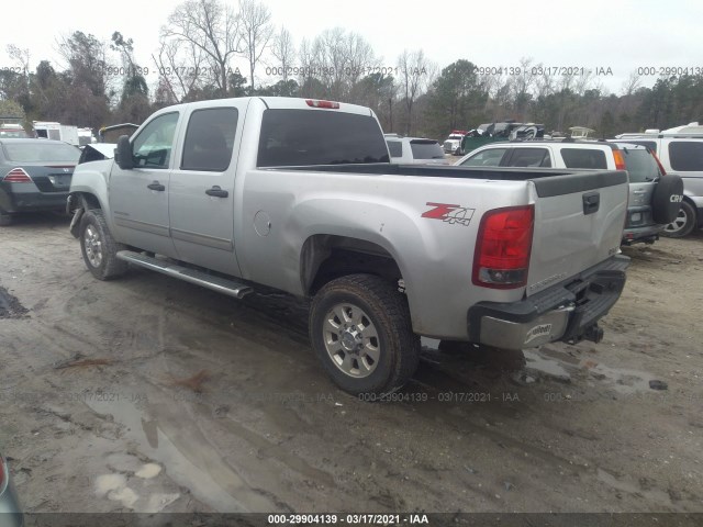 Photo 2 VIN: 1GT120CG4DF189732 - GMC SIERRA 2500HD 