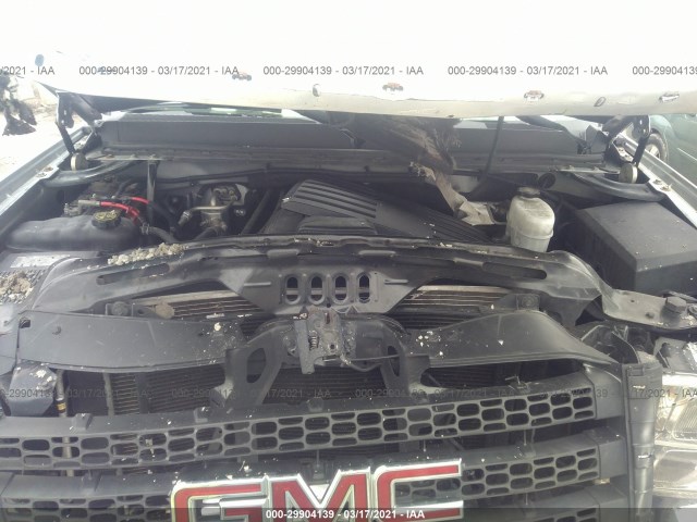 Photo 9 VIN: 1GT120CG4DF189732 - GMC SIERRA 2500HD 