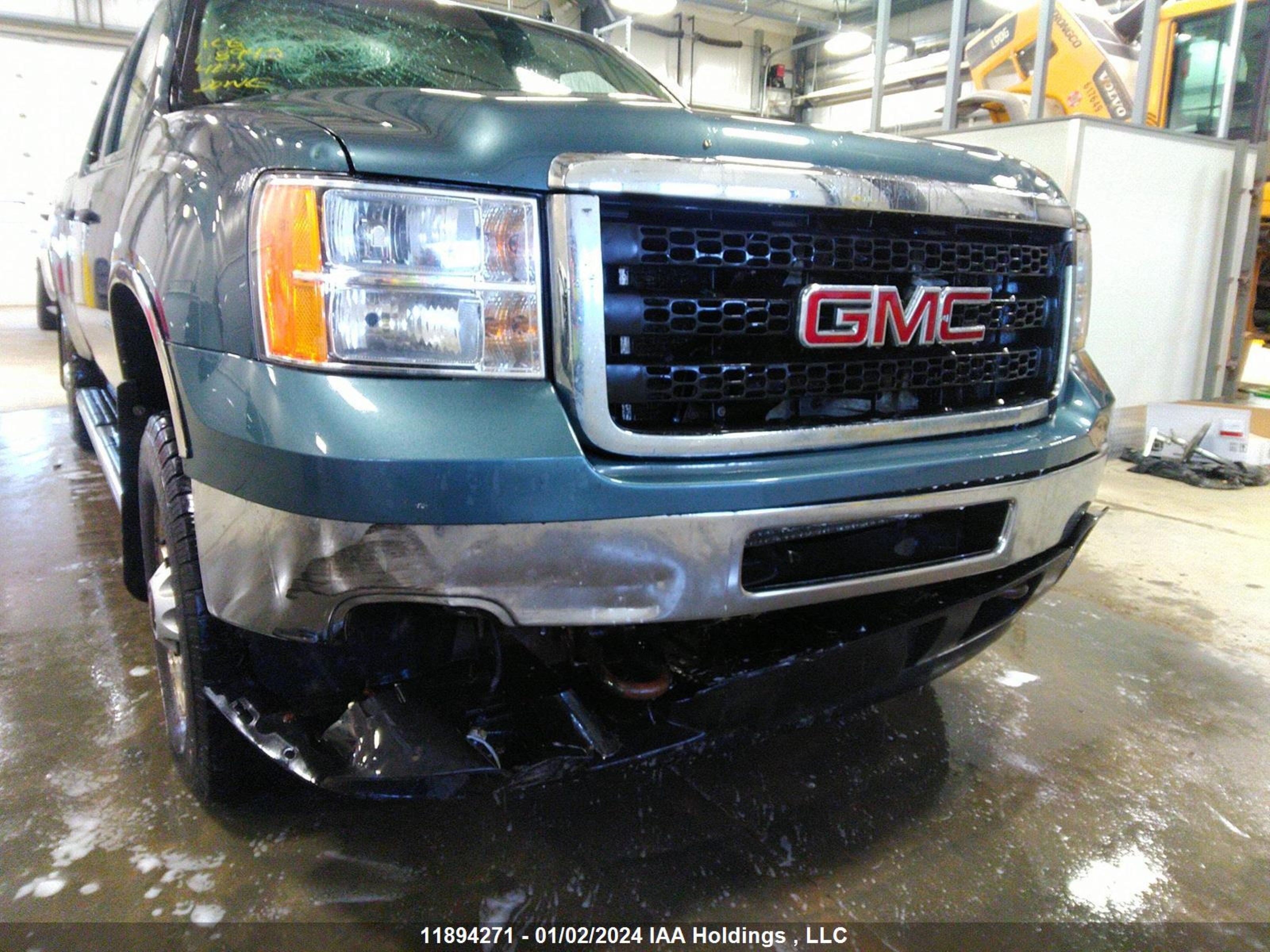 Photo 5 VIN: 1GT120CG5BF225831 - GMC SIERRA 