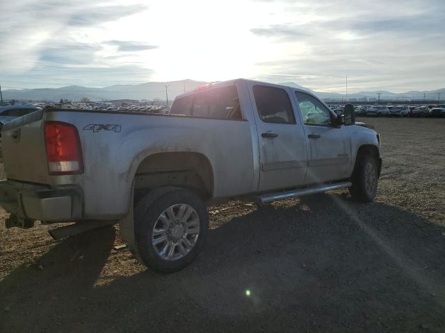 Photo 2 VIN: 1GT120CG5CF168838 - GMC SIERRA 