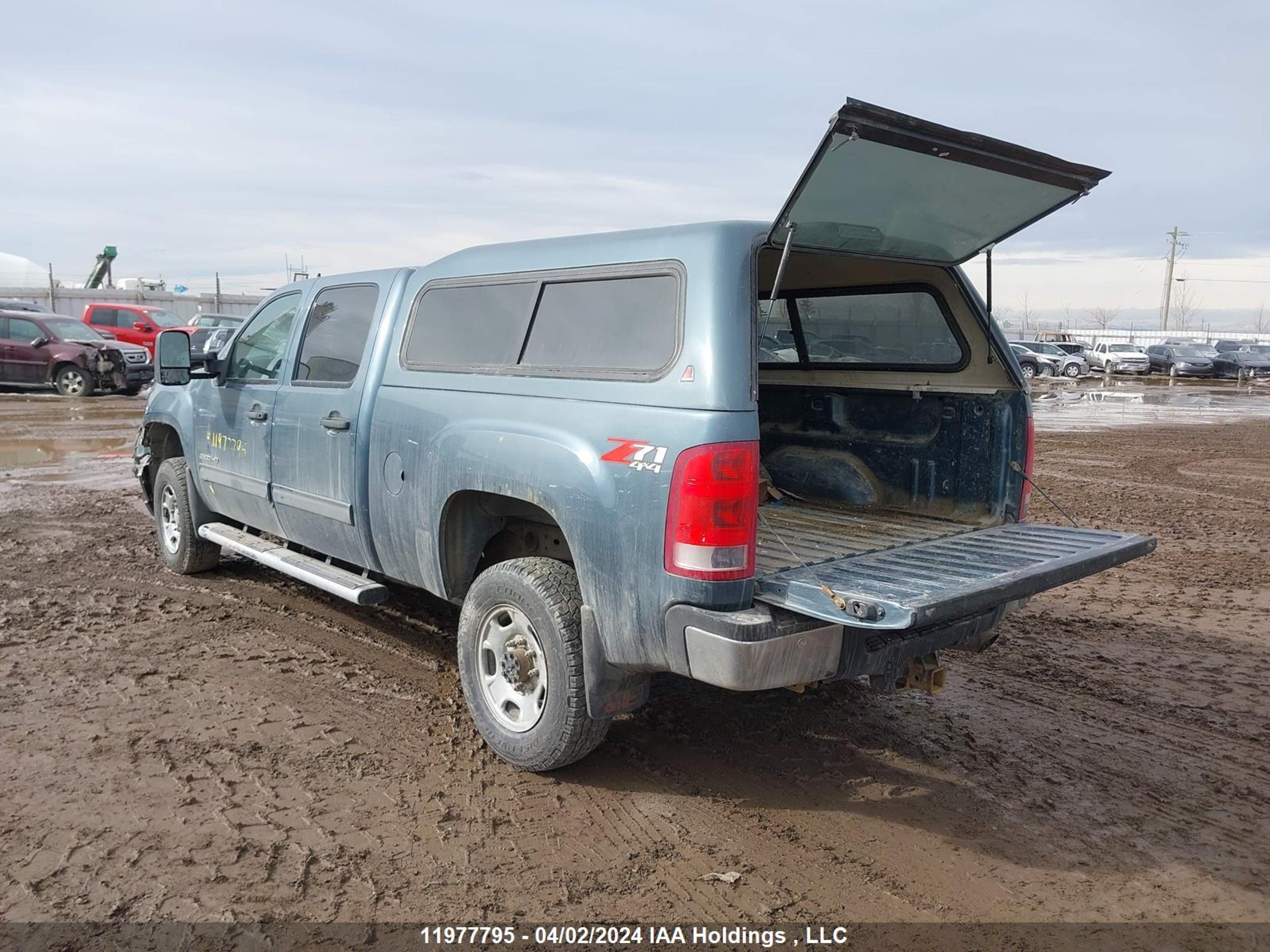 Photo 2 VIN: 1GT120CG6EF148410 - GMC SIERRA 