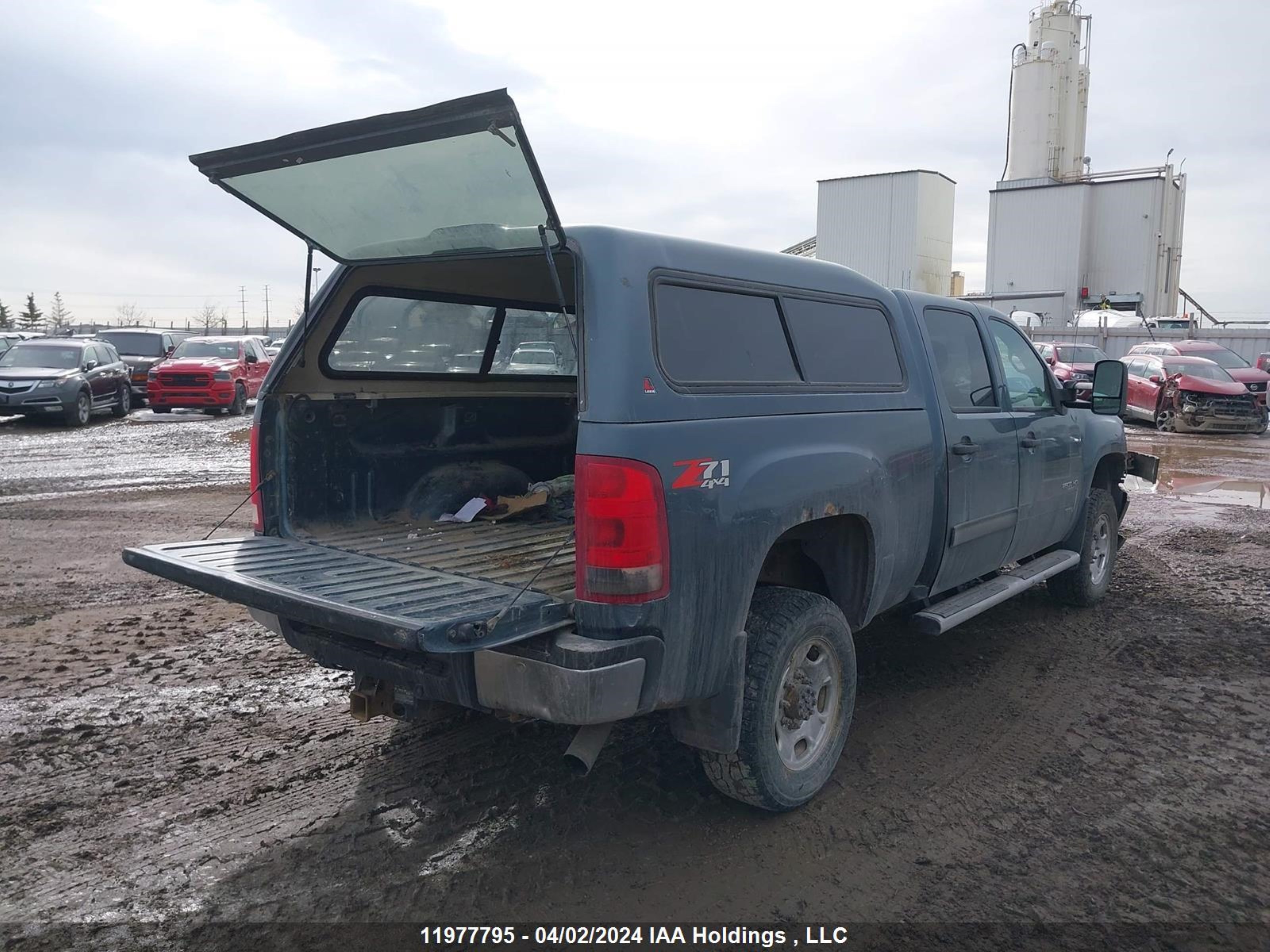 Photo 3 VIN: 1GT120CG6EF148410 - GMC SIERRA 