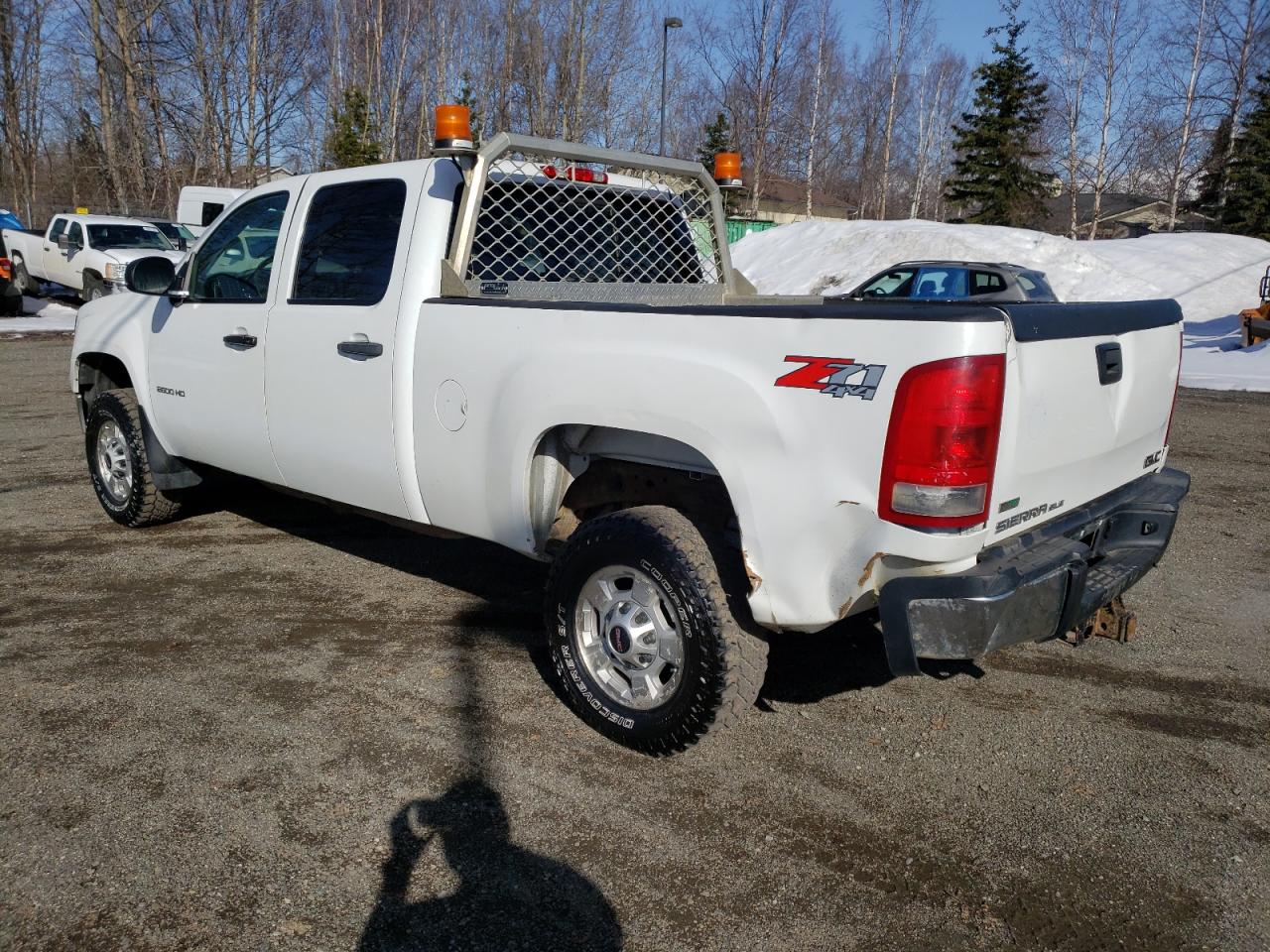 Photo 2 VIN: 1GT120CG7CF167075 - GMC SIERRA 