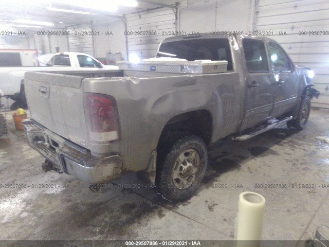 Photo 3 VIN: 1GT120CG9DF149193 - GMC SIERRA 2500HD 