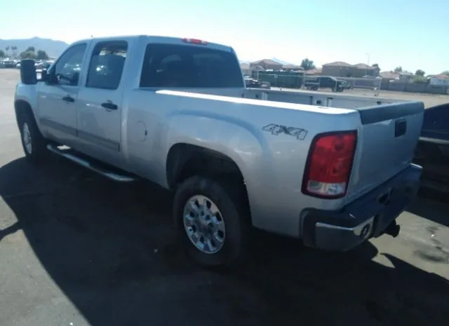 Photo 2 VIN: 1GT120CGXCF216690 - GMC SIERRA 2500HD 