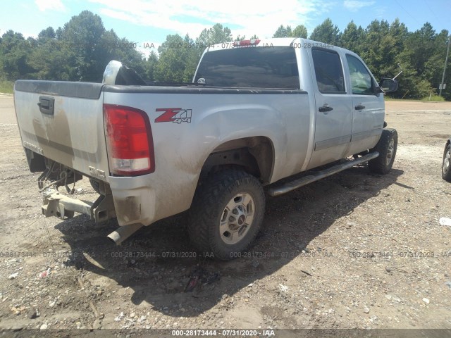 Photo 3 VIN: 1GT120CGXDF191663 - GMC SIERRA 2500HD 