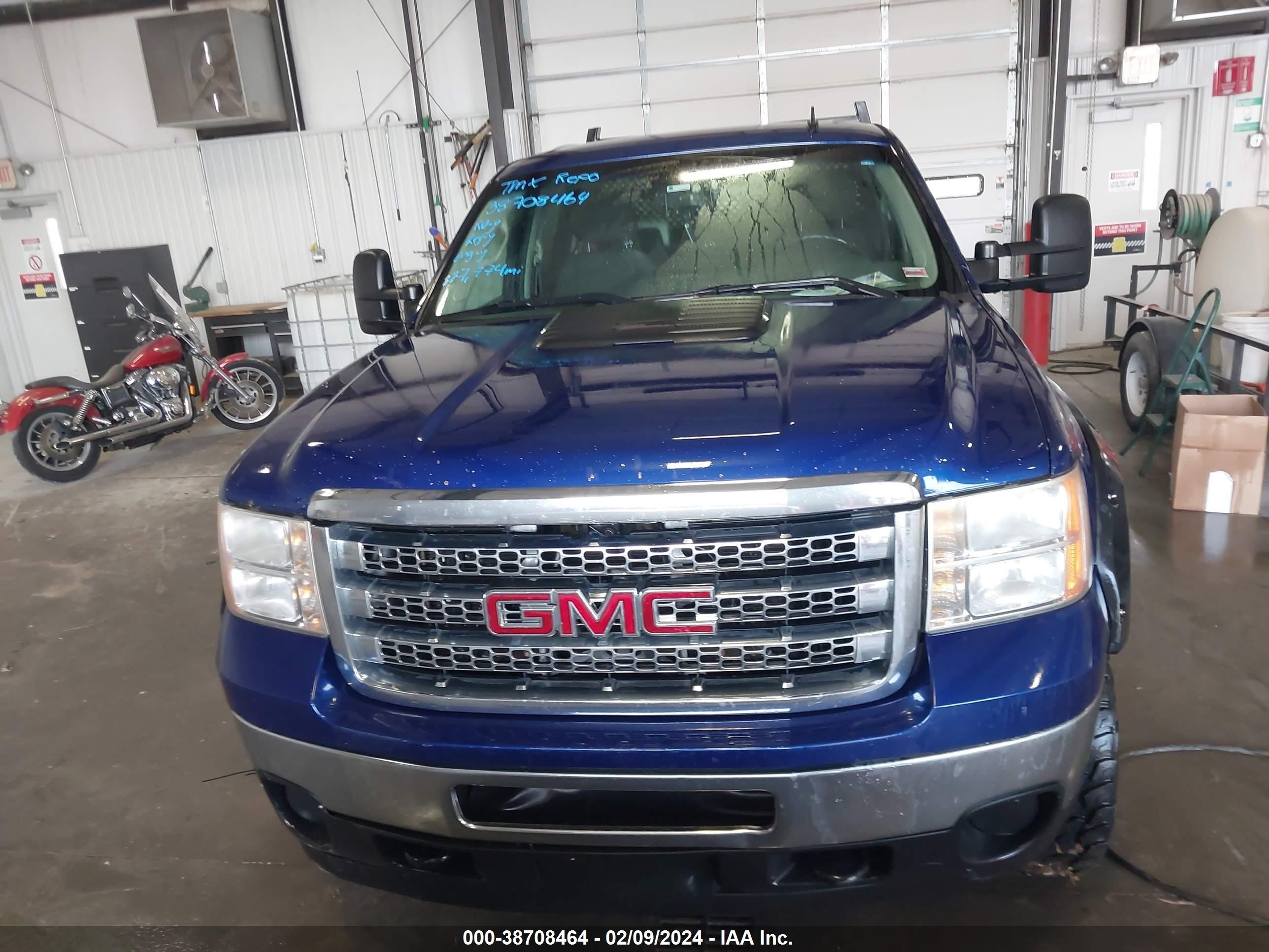 Photo 11 VIN: 1GT120CGXEF154758 - GMC SIERRA 