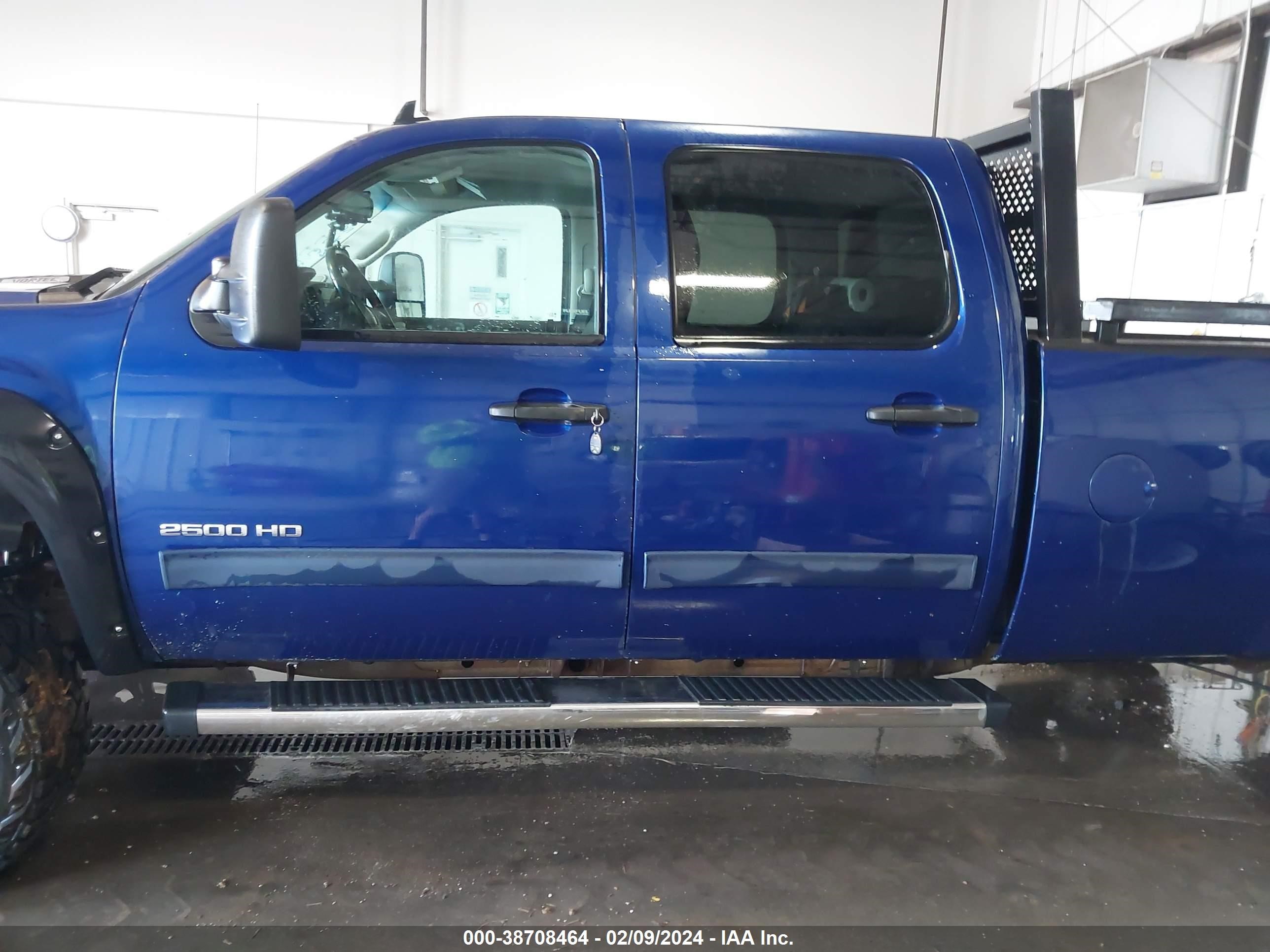 Photo 13 VIN: 1GT120CGXEF154758 - GMC SIERRA 