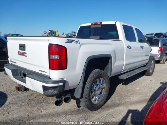 Photo 3 VIN: 1GT120E80FF517205 - GMC SIERRA 2500HD 