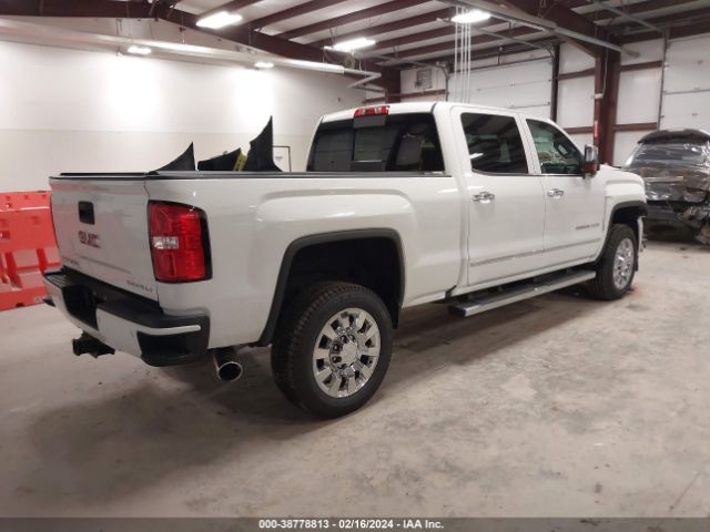 Photo 3 VIN: 1GT120E80FF641698 - GMC SIERRA 2500HD 