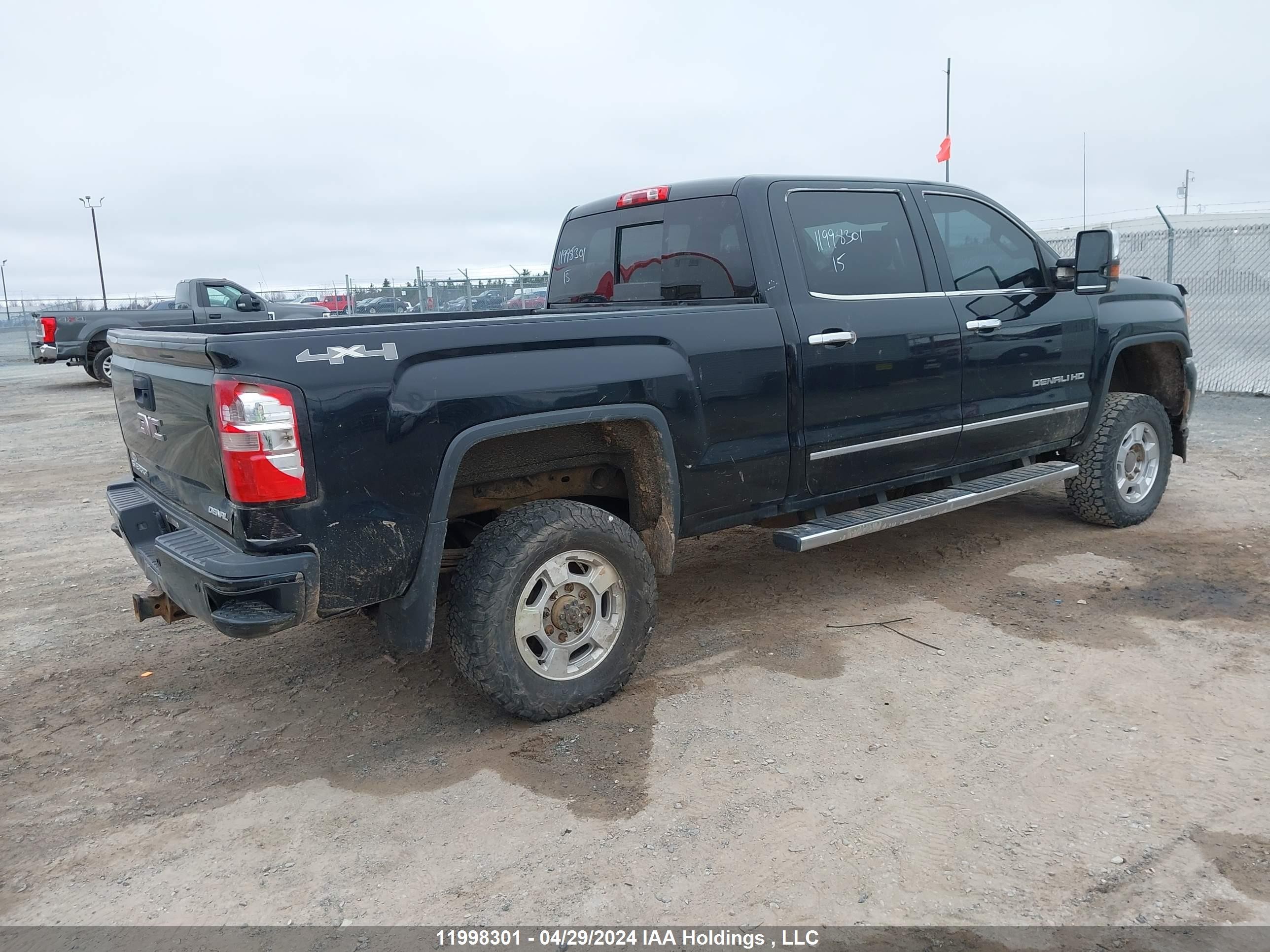 Photo 3 VIN: 1GT120E85FF102297 - GMC SIERRA 