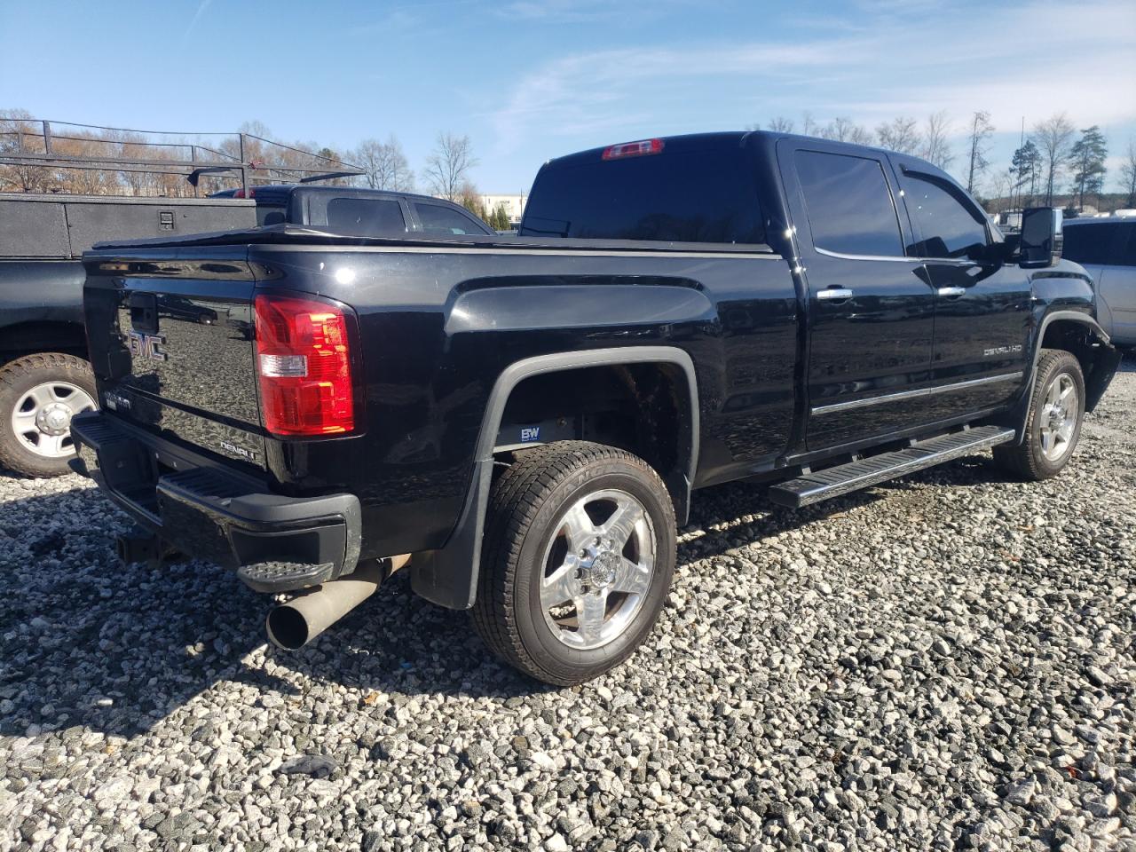 Photo 2 VIN: 1GT120E86FF538186 - GMC SIERRA 