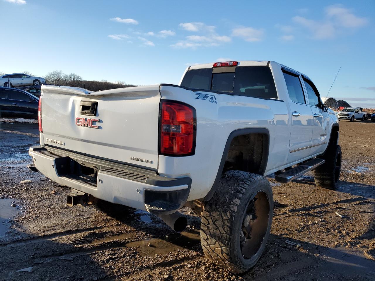 Photo 3 VIN: 1GT120E89FF527800 - GMC SIERRA 