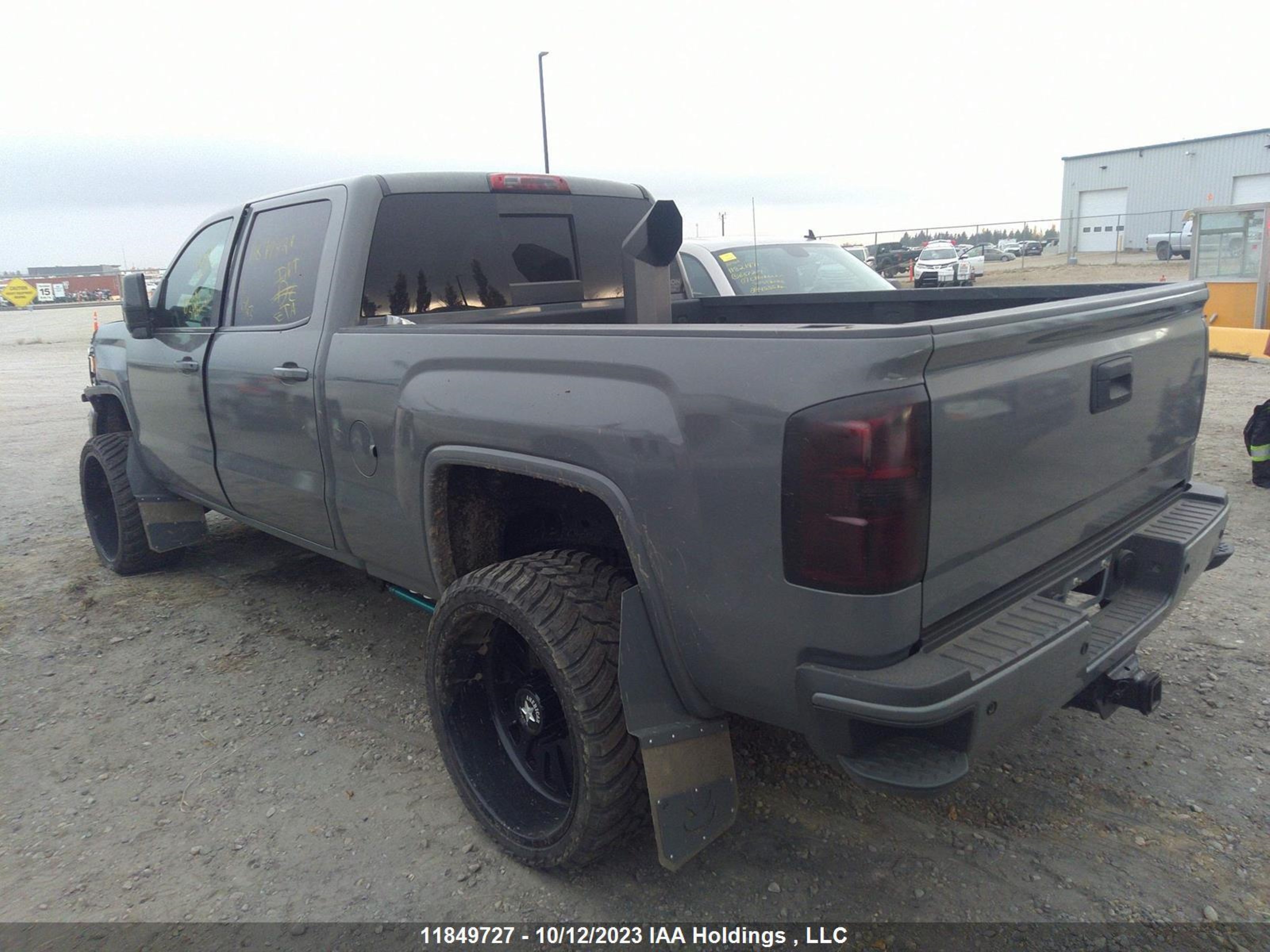 Photo 2 VIN: 1GT120E89FF616654 - GMC SIERRA 