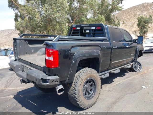 Photo 3 VIN: 1GT120E8XFF556190 - GMC SIERRA 