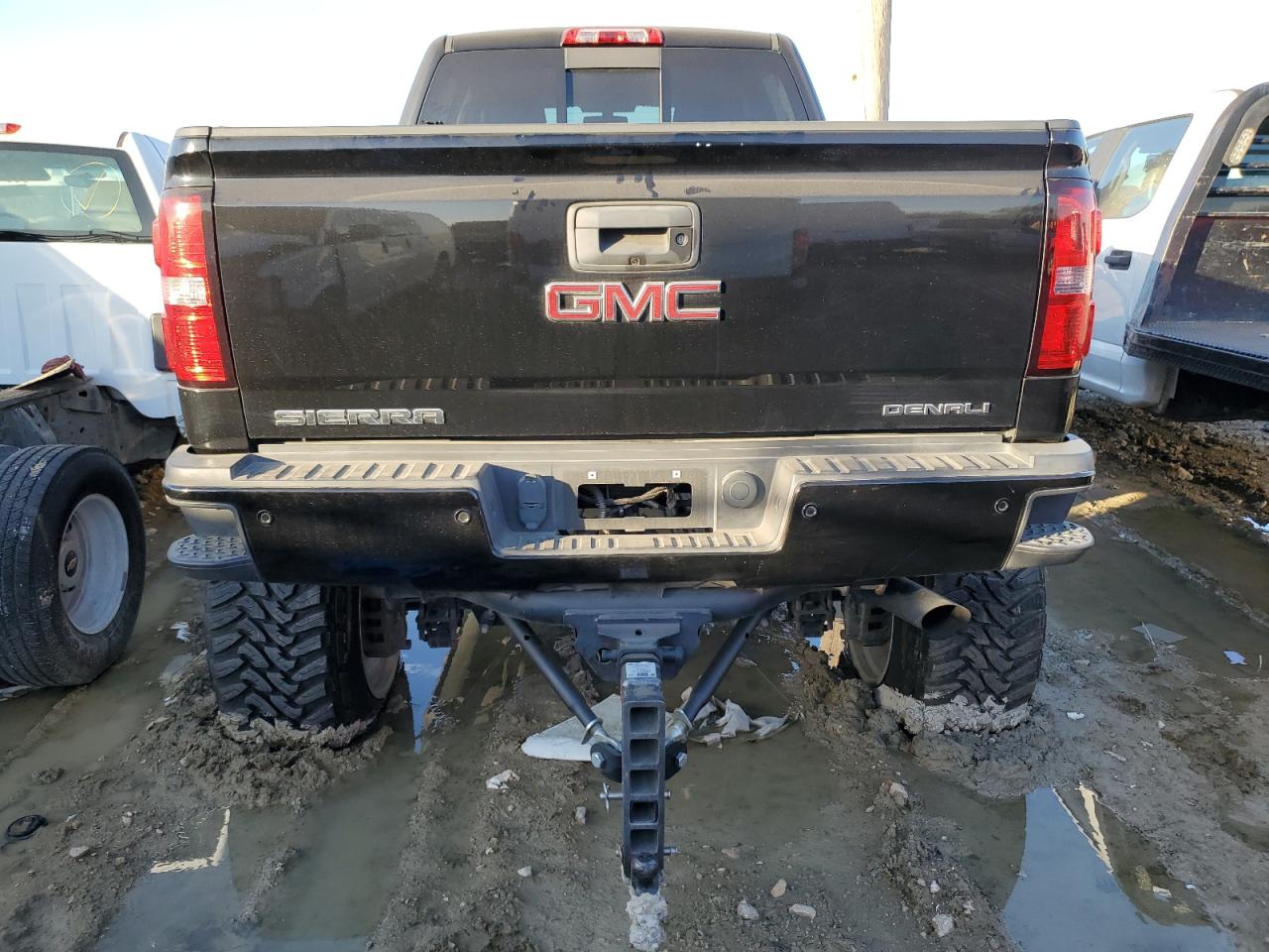 Photo 5 VIN: 1GT120EG4FF160635 - GMC SIERRA 