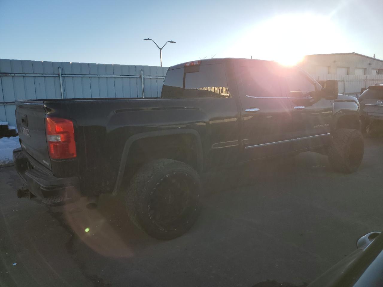 Photo 2 VIN: 1GT120EG5FF165231 - GMC SIERRA 